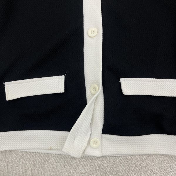 黑色韓系約會風百搭小外套 女上衣 / 二手女裝 / 穿搭 /外套 /貼身 /合身 /短版 /合身剪裁 / 短版外套 /溫柔氣質風 / 極簡質感風