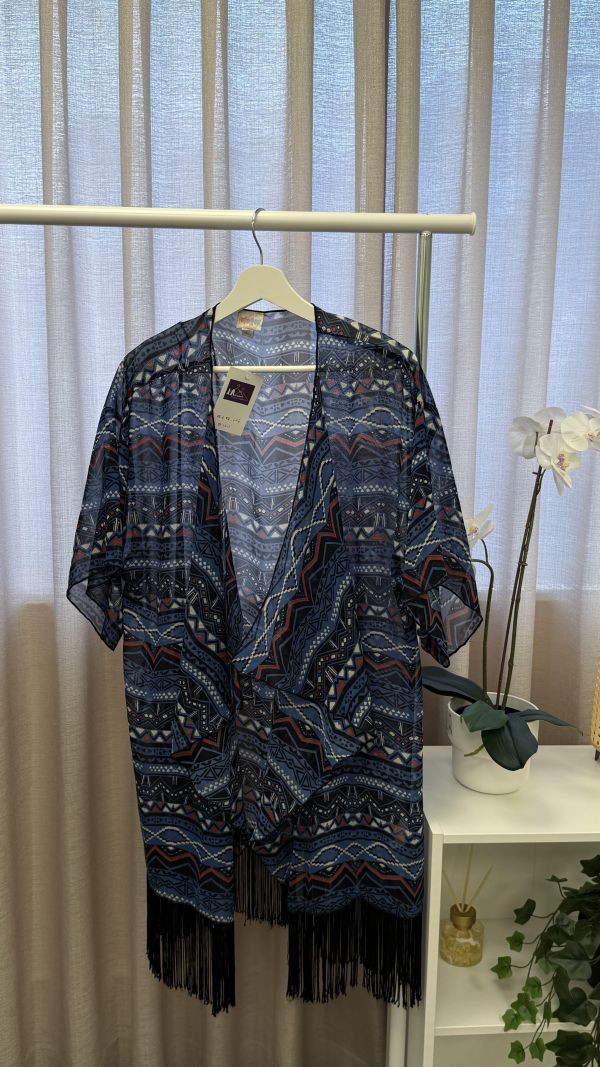 水藍幾何版罩衫 女上衣 / 二手女裝 / 穿搭