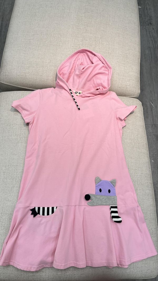 粉色連帽魚尾短袖洋裝 女上衣,二手女裝,穿搭,上衣,外套,襯衫