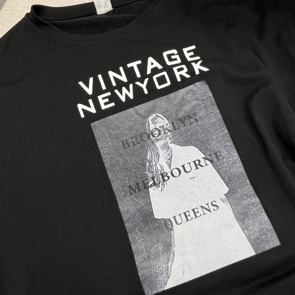 美式印花長版T 女上衣,二手女裝,穿搭,上衣,美式穿搭,夏日,長版T,落肩T,好搭的衣服,印花T,日常穿搭