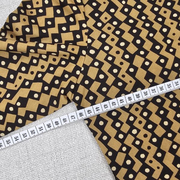 橘棕幾何印花復古上衣 女上衣 / 二手女裝 / 穿搭