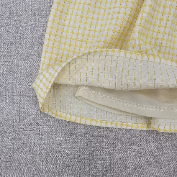 黃氣質小格紋無袖洋裝 二手女裙褲 / 長裙短裙 / 長褲短褲 / 穿搭推薦 / 高CP服飾