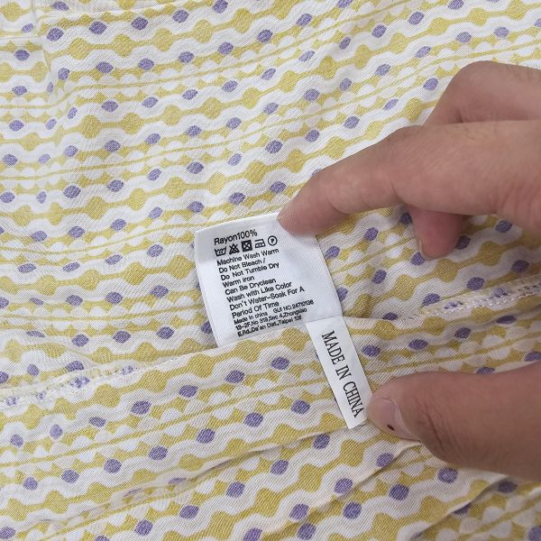 黃無袖薄款印花洋裝 二手女裙褲 / 長裙短裙 / 長褲短褲 / 穿搭推薦 / 高CP服飾