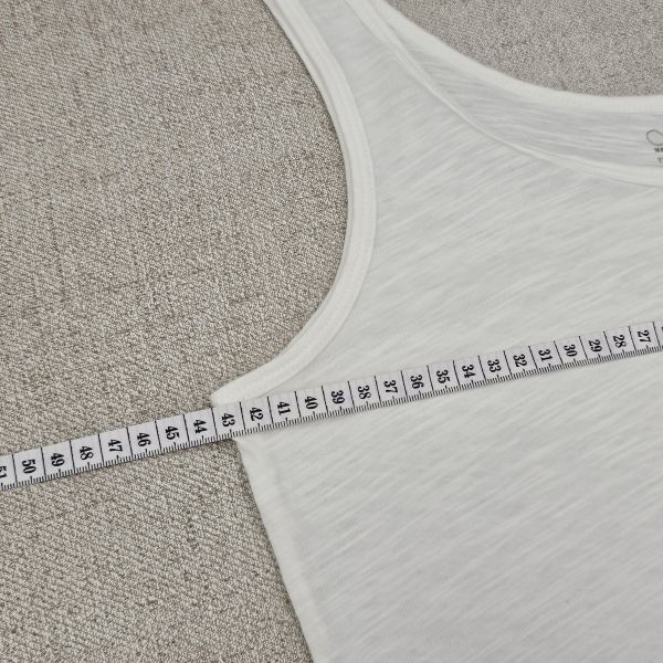 白長版純棉微透背心 女上衣 / 二手女裝 / 穿搭