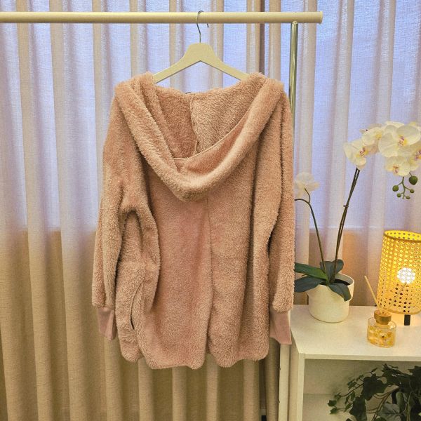 粉毛毛無拉練連帽外套 女上衣 / 二手女裝 / 穿搭