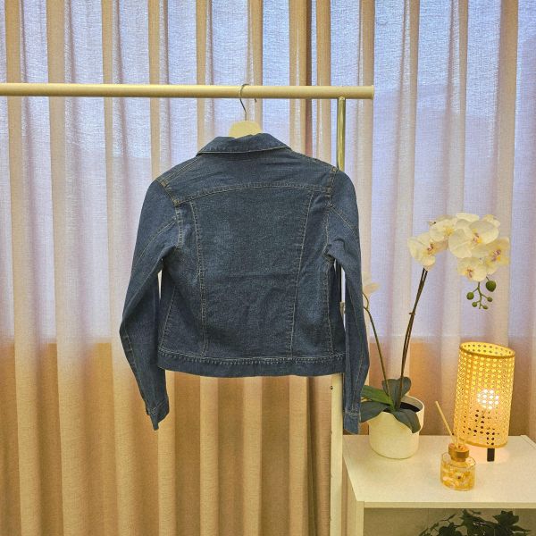 深藍合身立體剪裁牛仔外套 女上衣 / 二手女裝 / 穿搭