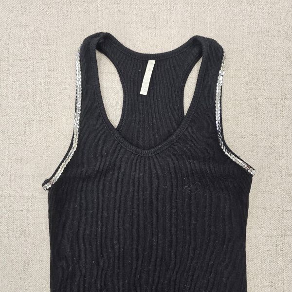 黑挖背亮片包邊背心 女上衣 / 二手女裝 / 穿搭