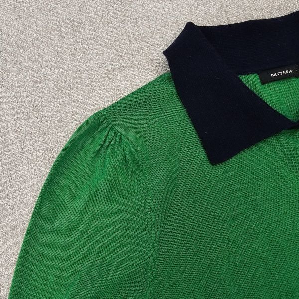 活力綠帶領領薄針織上衣 女上衣 / 二手女裝 / 穿搭