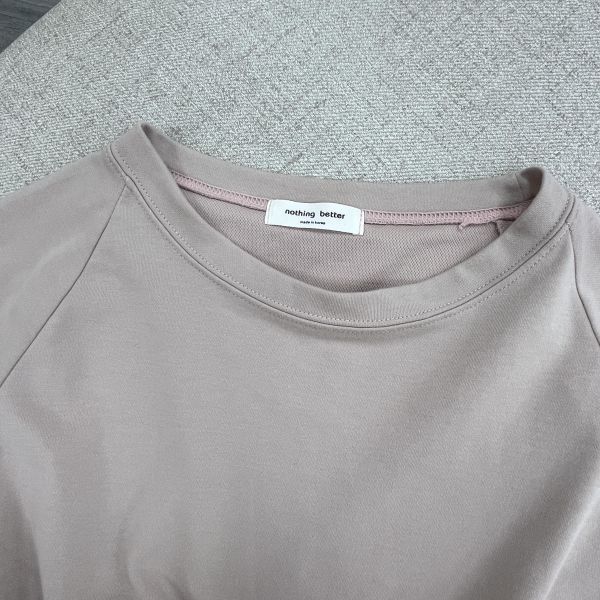 柔和粉短版縮口上衣 女上衣,二手女裝,穿搭,上衣,外套,襯衫 短版