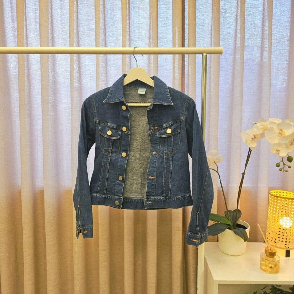 深藍合身立體剪裁牛仔外套 女上衣 / 二手女裝 / 穿搭
