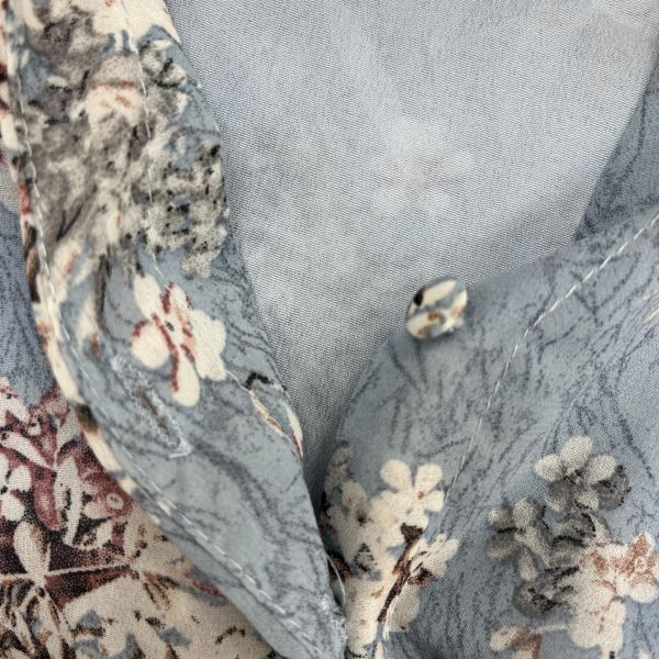 淺藍碎花可愛連身短裙 二手女裙,短裙,穿搭推薦,高CP服飾,洋裝,可愛裙子,約會穿搭,可愛穿搭,日系服飾,短洋裝,碎花洋裝,夏日穿搭,出遊穿搭,野餐穿搭