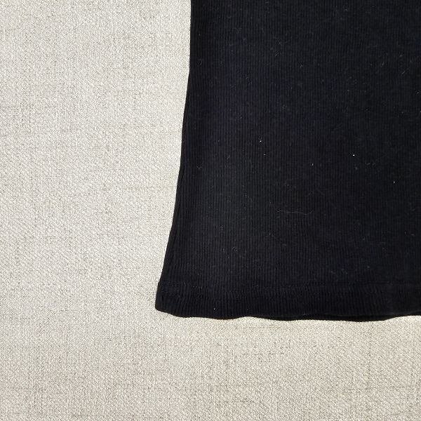 黑挖背亮片包邊背心 女上衣 / 二手女裝 / 穿搭