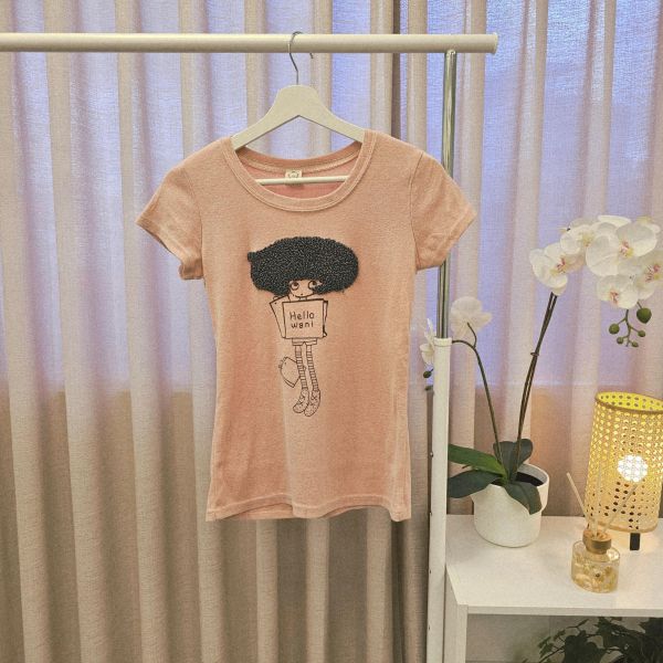 粉爆炸頭妹妹短袖T恤 女上衣 / 二手女裝 / 穿搭