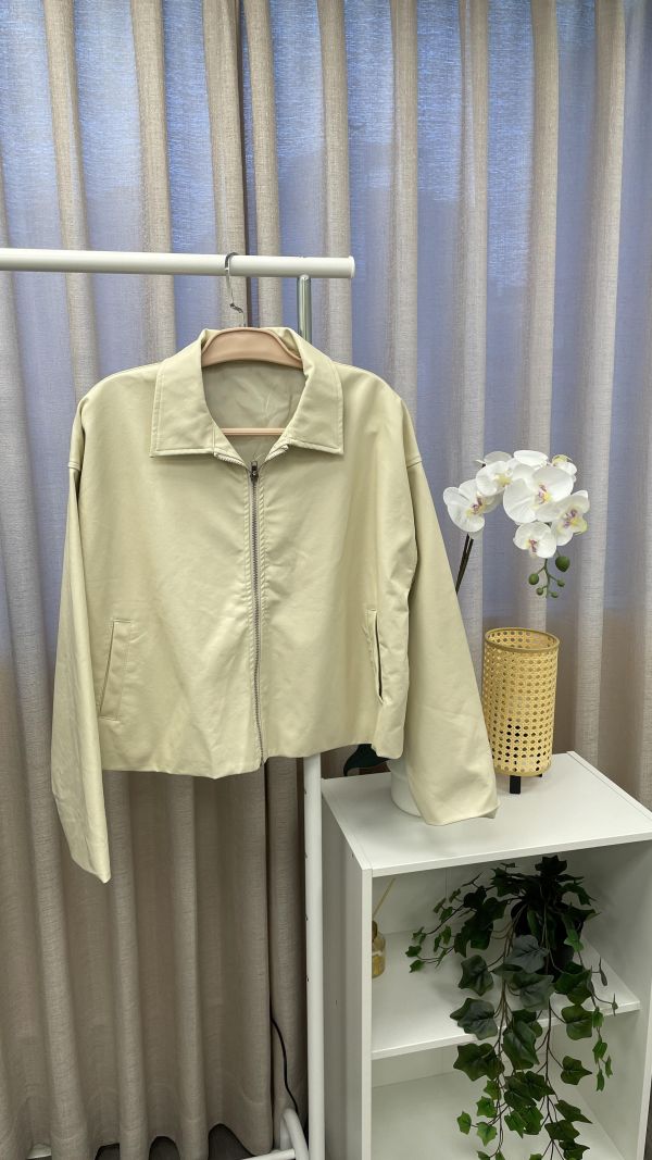 機車白色皮衣夾克 