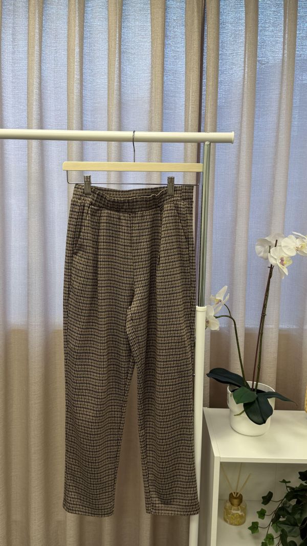 咖色印花休閒長褲 二手女裙褲 / 長裙短裙 / 長褲短褲 / 穿搭推薦 / 高CP服飾/直筒/高腰 / 鬆緊腰 / 有抽繩 /日系清新風 /  復古古著風