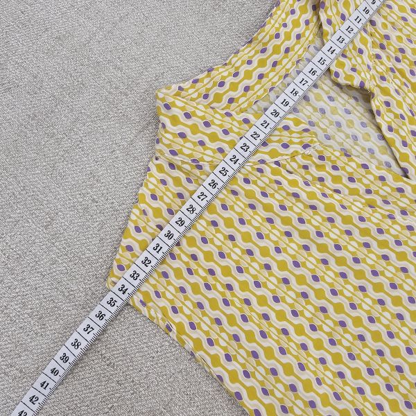 黃無袖薄款印花洋裝 二手女裙褲 / 長裙短裙 / 長褲短褲 / 穿搭推薦 / 高CP服飾