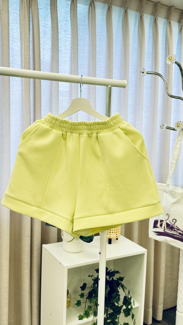 明亮黃運動套裝 二手穿搭,古著,OOTD,高CP,永續 套裝 運動