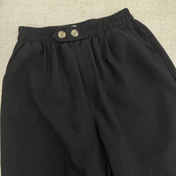 黑休閒闊腿直筒褲 二手女裙褲 / 長褲短褲 / 穿搭推薦 / 高CP服飾/休閒穿搭/舒適好穿/闊腿褲/直筒褲/黑色長褲/休閒長褲
