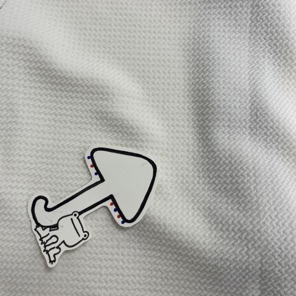 氣質款白色約會百搭小外套 女上衣 / 二手女裝 / 穿搭/貼身 /合身 /  合肩 / 短版 /合身剪裁 / 短版外套/約會穿搭