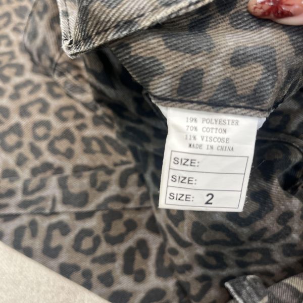 美式灰色豹紋寬褲 二手女裙褲,長裙,短裙,長褲,短褲,穿搭推薦,高CP服飾,洋裝,吊帶褲,吊帶裙