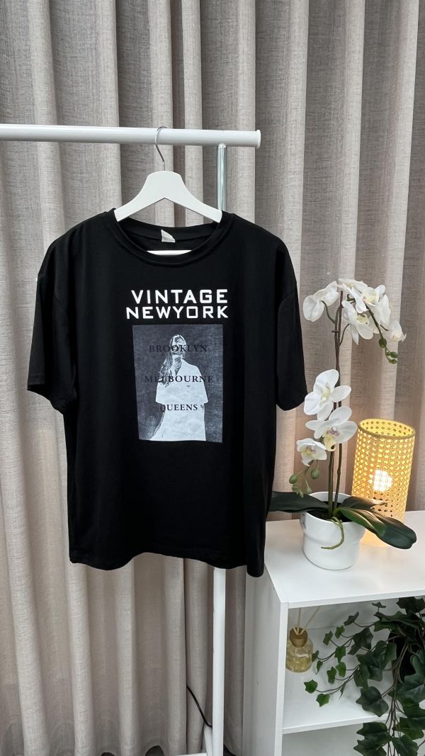 美式印花長版T 女上衣,二手女裝,穿搭,上衣,美式穿搭,夏日,長版T,落肩T,好搭的衣服,印花T,日常穿搭