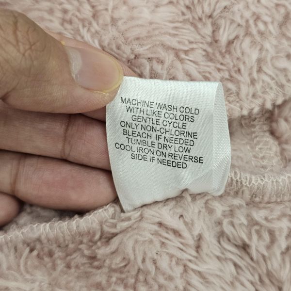 粉毛毛無拉練連帽外套 女上衣 / 二手女裝 / 穿搭