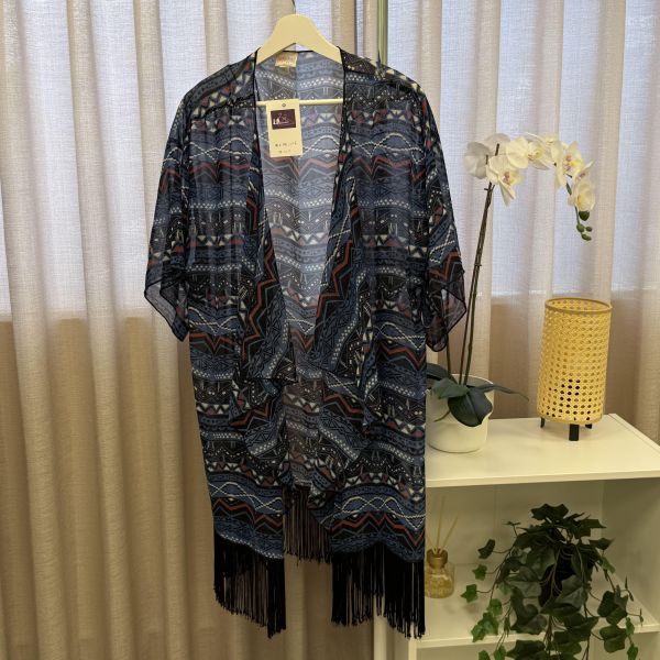 水藍幾何版罩衫 女上衣 / 二手女裝 / 穿搭