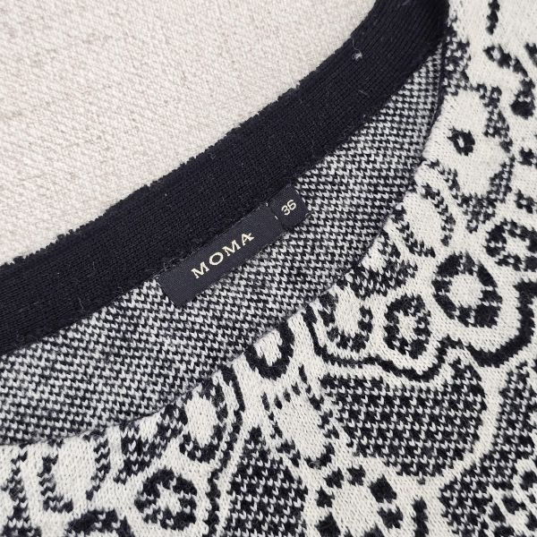 黑蕾絲印花柔軟厚毛衣 女上衣 / 二手女裝 / 穿搭