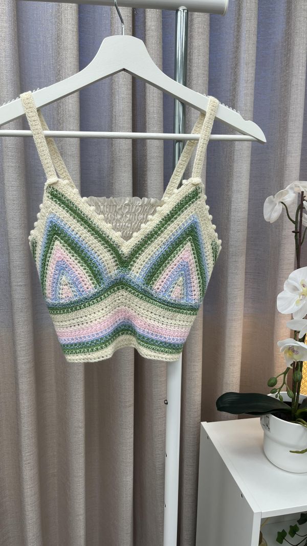 復古波西米亞風｜多色拼接鉤針手工感短版細肩帶背心 女上衣,二手女裝,穿搭,上衣,外套,襯衫