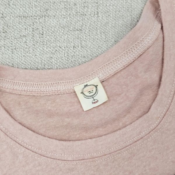 粉爆炸頭妹妹短袖T恤 女上衣 / 二手女裝 / 穿搭