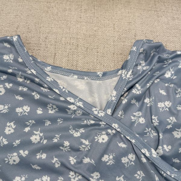 淺藍色短袖上衣 女上衣,二手女裝,穿搭,上衣,外套,襯衫