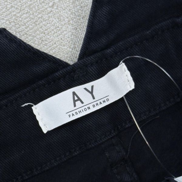 黑色高腰修身雙層腰頭短褲 二手女裙褲 / 長裙短裙 / 長褲短褲 / 穿搭推薦 / 高CP服飾