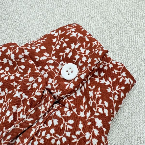 紅色碎花洋裝 二手女裙褲 / 長裙短裙 / 長褲短褲 / 穿搭推薦 / 高CP服飾/寬鬆長版 / 寬鬆 /長版/洋裝/收腰 /日系清新風