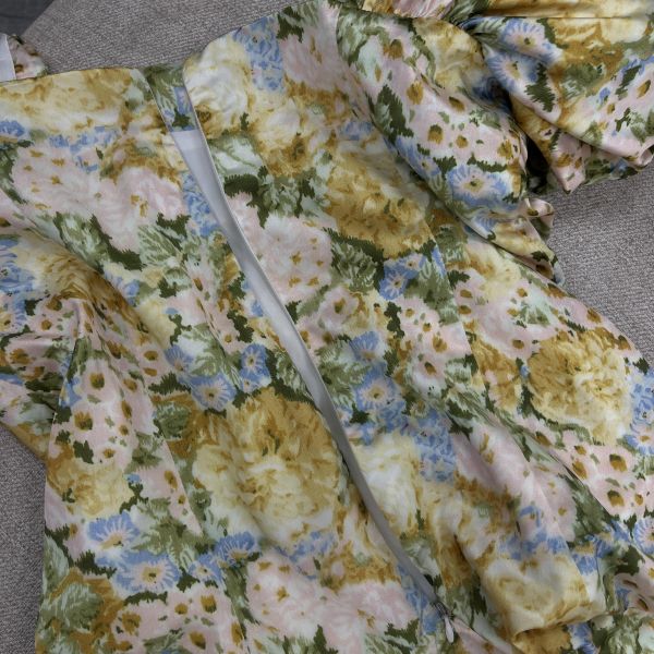 復古碎花泡泡袖長洋裝 二手女裙 / 長裙短裙 / 穿搭推薦 / 高CP服飾/度假/出遊/氣質/洋裝/復古