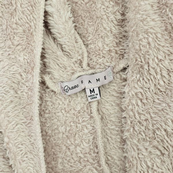 粉毛毛無拉練連帽外套 女上衣 / 二手女裝 / 穿搭