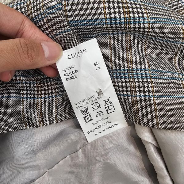 深棕復古格紋短褲 二手女裙褲 / 長褲短褲 / 穿搭推薦 / 高CP服飾