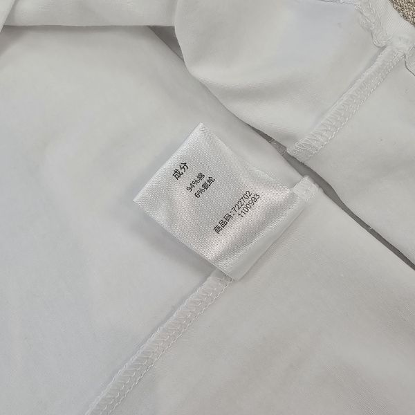 簡約又百搭白細肩背心 女上衣 / 二手女裝 / 穿搭