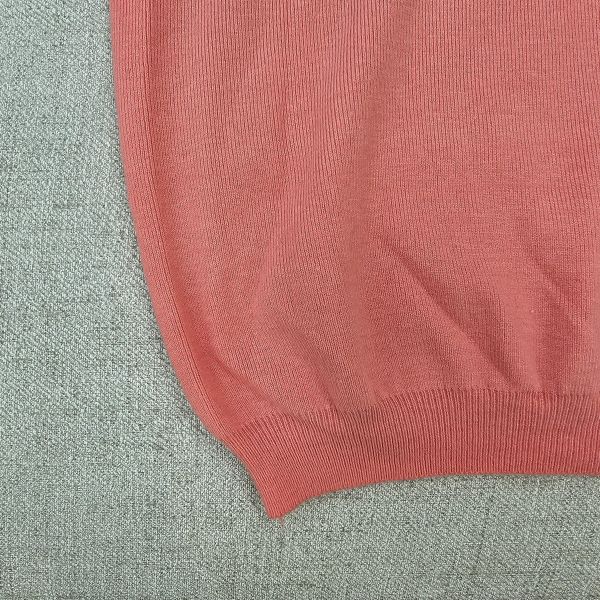 亮粉高領無袖針織上衣 女上衣 / 二手女裝 / 穿搭