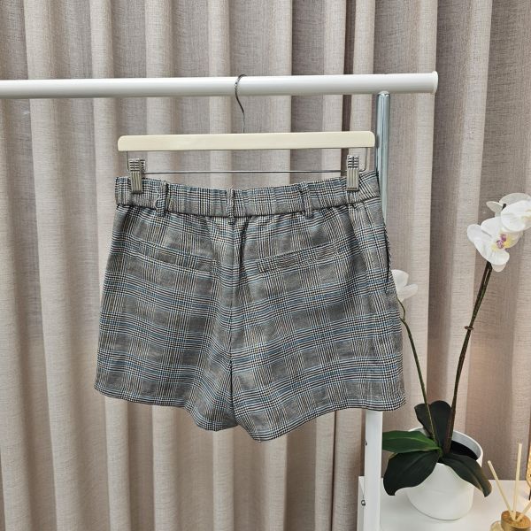 深棕復古格紋短褲 二手女裙褲 / 長褲短褲 / 穿搭推薦 / 高CP服飾