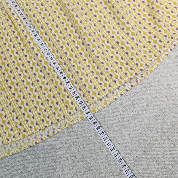 黃無袖薄款印花洋裝 二手女裙褲 / 長裙短裙 / 長褲短褲 / 穿搭推薦 / 高CP服飾