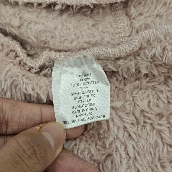 粉毛毛無拉練連帽外套 女上衣 / 二手女裝 / 穿搭