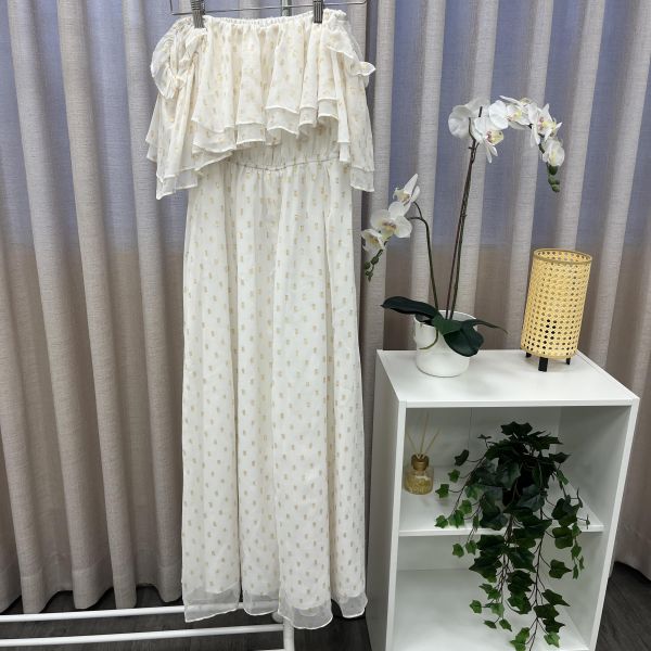 米白氣質連身平口長裙 二手女裙褲,長裙,短裙,長褲,短褲,穿搭推薦,高CP服飾,洋裝,吊帶褲,吊帶裙 碎花 平口