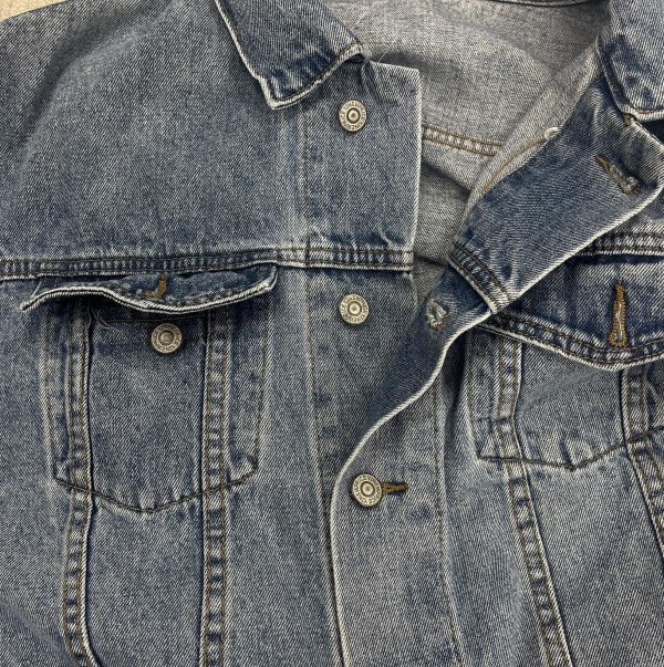 淺色百搭牛仔外套 女上衣,二手女裝,穿搭,上衣,外套,襯衫 牛仔外套 丹寧