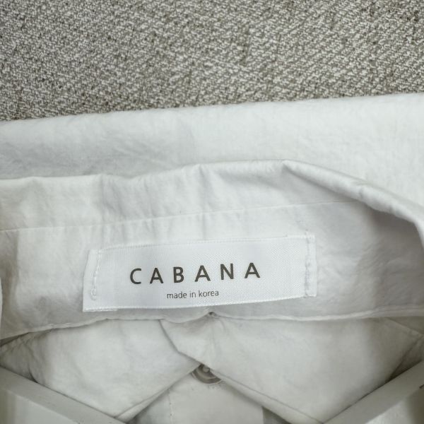 OL純白短版襯衫 女上衣,二手女裝,穿搭,上衣,外套,襯衫 短版 
OL