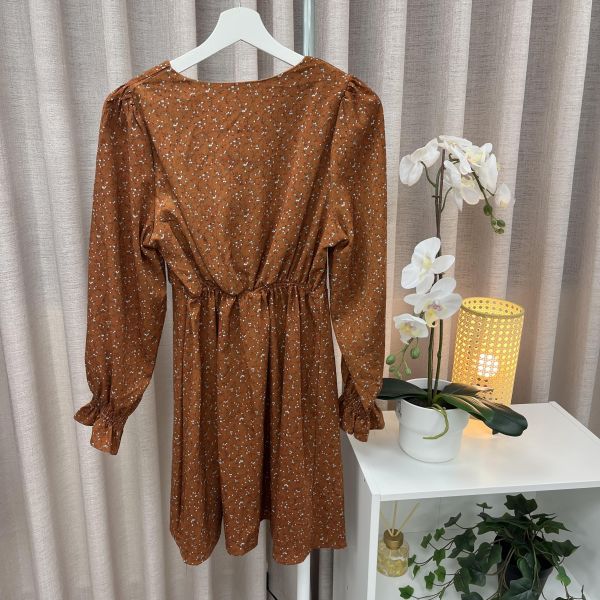 復古連身短洋裝 二手女裙褲,短裙,穿搭推薦,高CP服飾,洋裝,連身裙,超顯身材,復古洋裝,民國服飾,約會穿搭