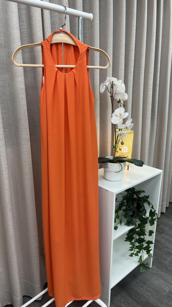 亮橘無袖長禮服 二手女裙褲 / 長裙短裙 /  穿搭推薦 / 高CP服飾/海邊穿搭/夏日穿搭/出遊穿搭/亮眼禮服/禮服/氣質穿搭