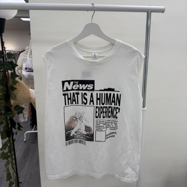 個性街頭無袖上衣 女上衣,二手女裝,穿搭,上衣,外套,襯衫