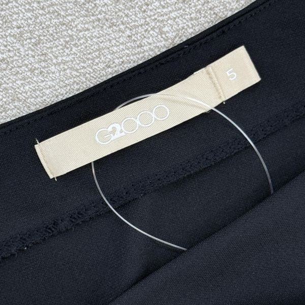 黑色顯瘦高腰A字西裝裙 二手女裙褲 / 長裙短裙 / 長褲短褲 / 穿搭推薦 / 高CP服飾