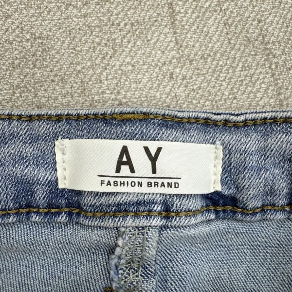 開岔牛仔短裙 二手女裙褲,長裙,短裙,長褲,短褲,穿搭推薦,高CP服飾,洋裝,吊帶褲,吊帶裙 牛仔裙