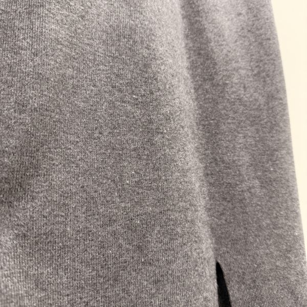 深灰色長裙 二手女裙褲,長裙,短裙,長褲,短褲,穿搭推薦,高CP服飾,洋裝,吊帶褲,吊帶裙